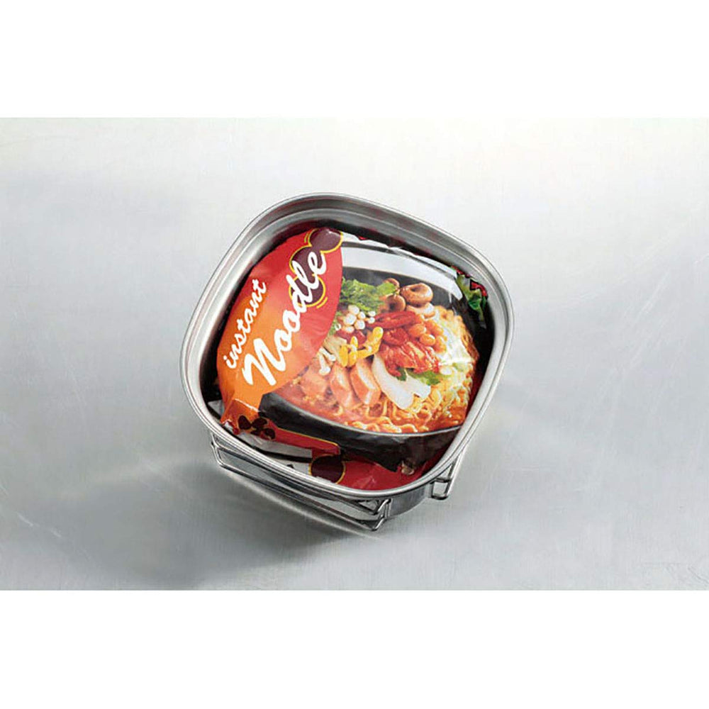 Captain Stag UH-4202 stainless steel body delivers durable, rust-resistant performance outdoors.