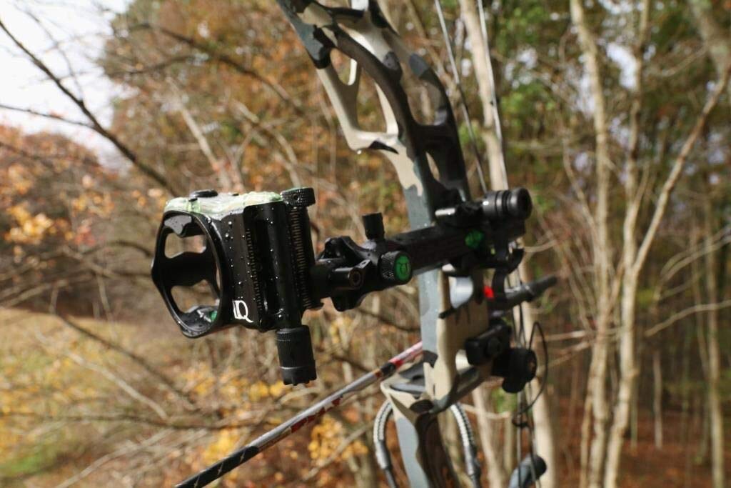 Carbon Express IQ Sight Light showcases compact design for easy transport.