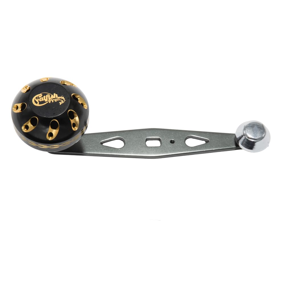 Catfish Pro power handle round knob grip improves comfort during retrieves.