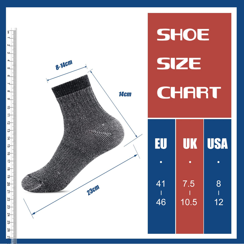 Caudblor men's merino hiking socks during cycling illustrate versatile outdoor performance.