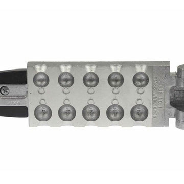 Close-up of DO-IT CB-10-S2B mold faces and hinge for 1/2 oz and 3/4 oz sinkers