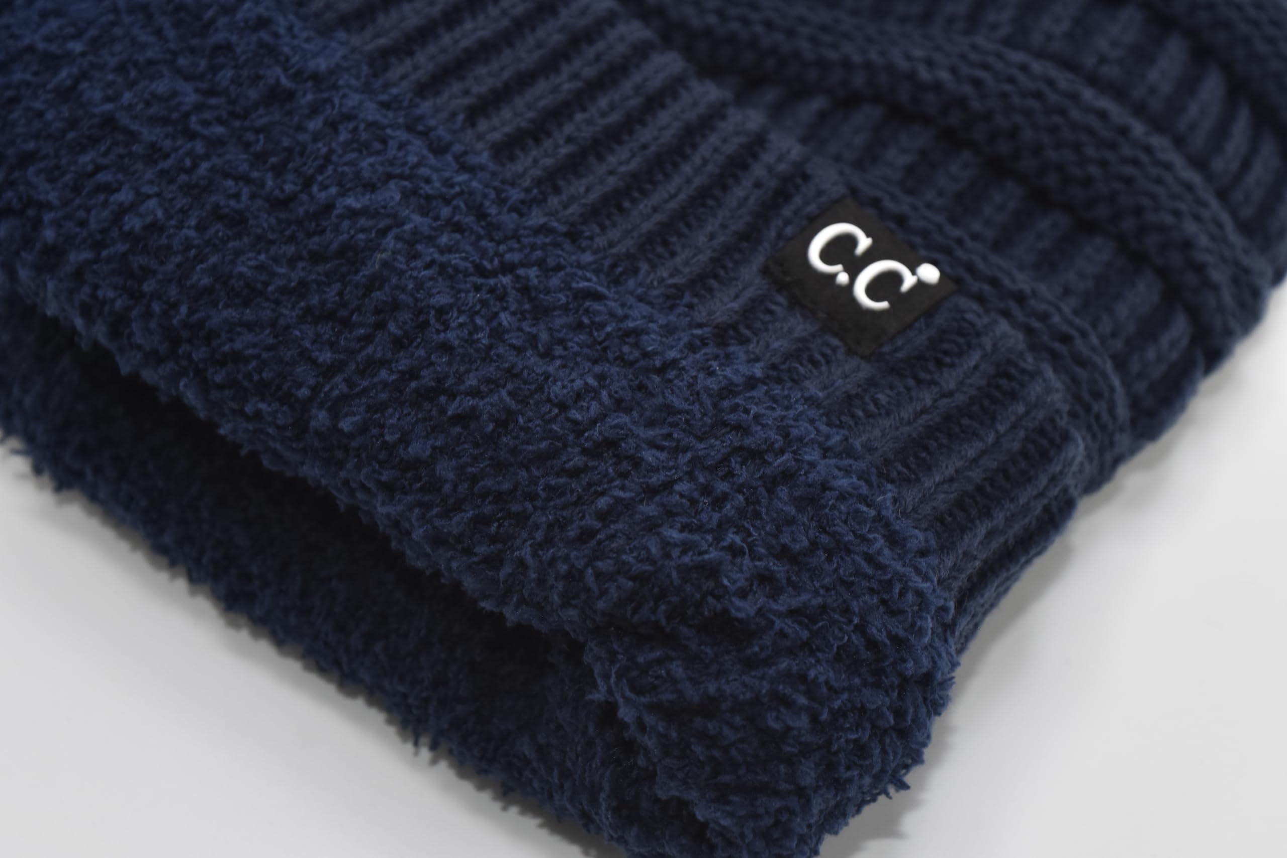 Casual daily wear winter headwear for chilly commutes and lounging.