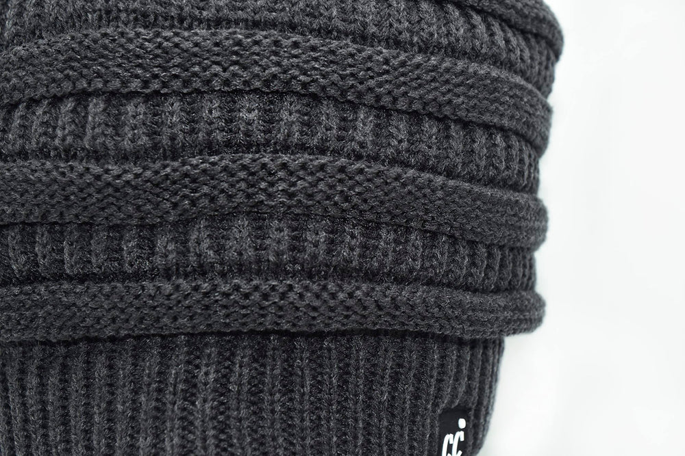 C.C fleece-lined interior adds plush warmth without bulk.