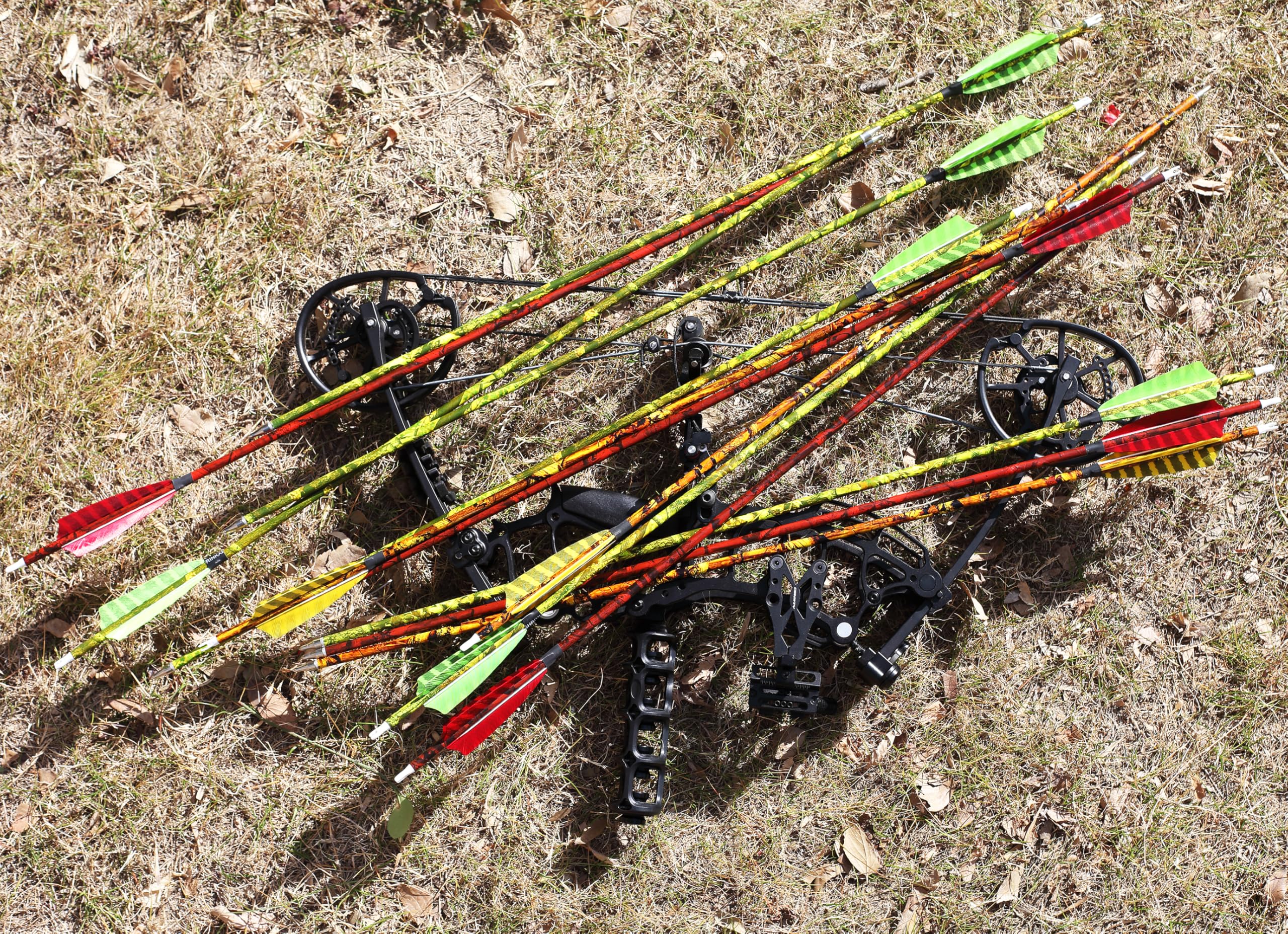 CENWTY laser-straightness carbon shaft boosts accuracy and consistency.