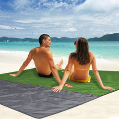 CEREM Beach Blanket XL spread out on grass for a relaxed picnic
