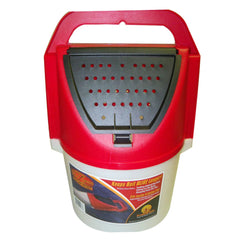Challenge Bait Lagoon Trolling Bucket 50278 keeps bait easily accessible during trolling trips.