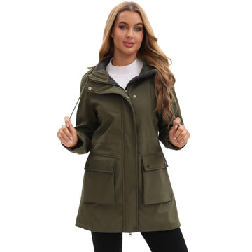 CHIGUO women's waterproof softshell jacket front-zip hood demonstrates reliable rain protection for daily commutes