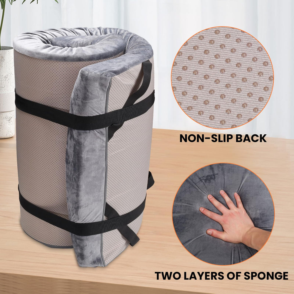 Chunlei memory-foam sleeping pad waterproof sleeve protects foam from dew.