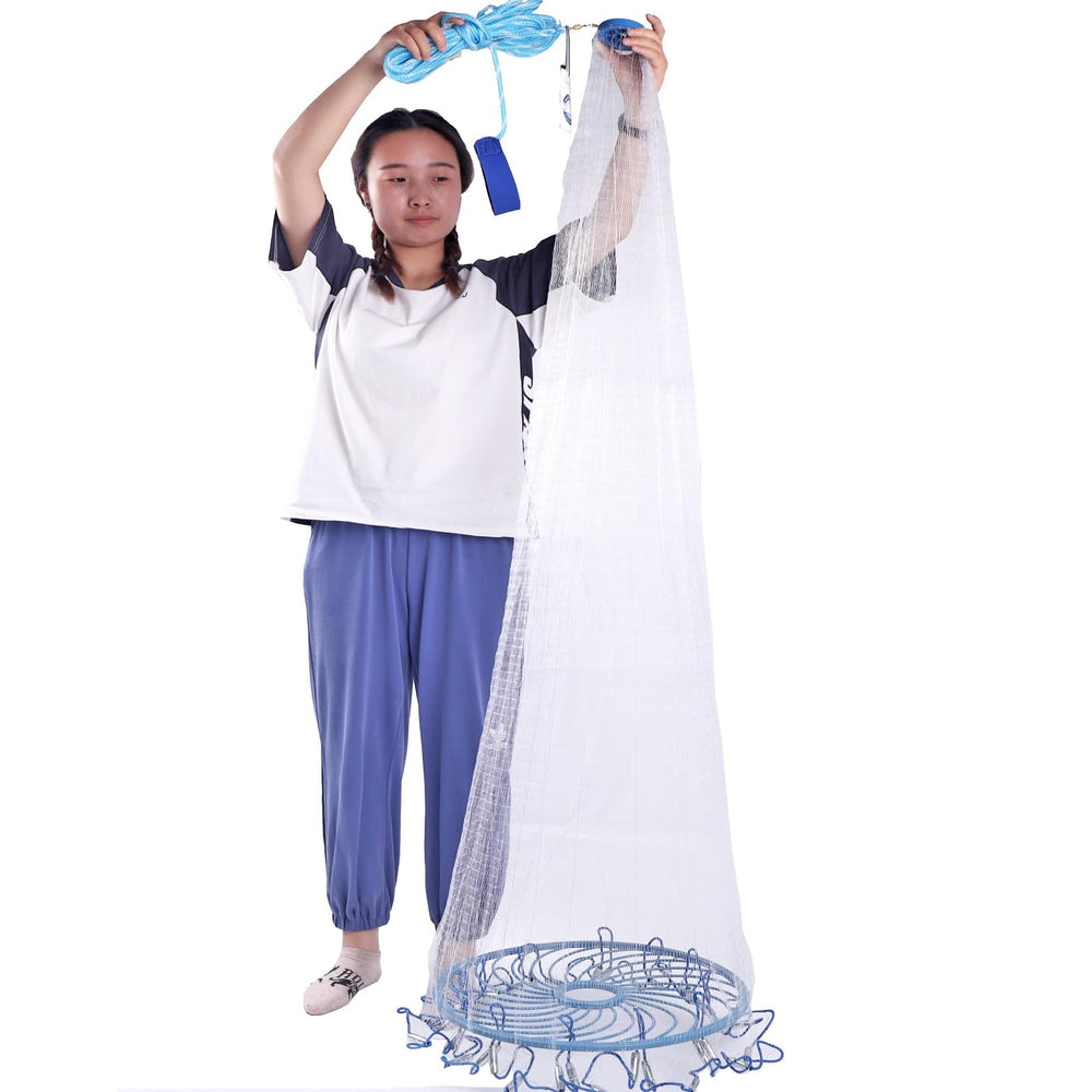 CINGHI LUSSO easy-throw casting net deployed from a dock edge