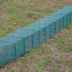CINGHI LUSSO crab trap entrance design guiding efficient prey entry.