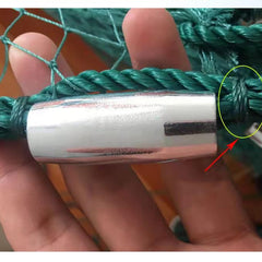 CINGHI LUSSO galvanized sinker adds weight for faster sinking.