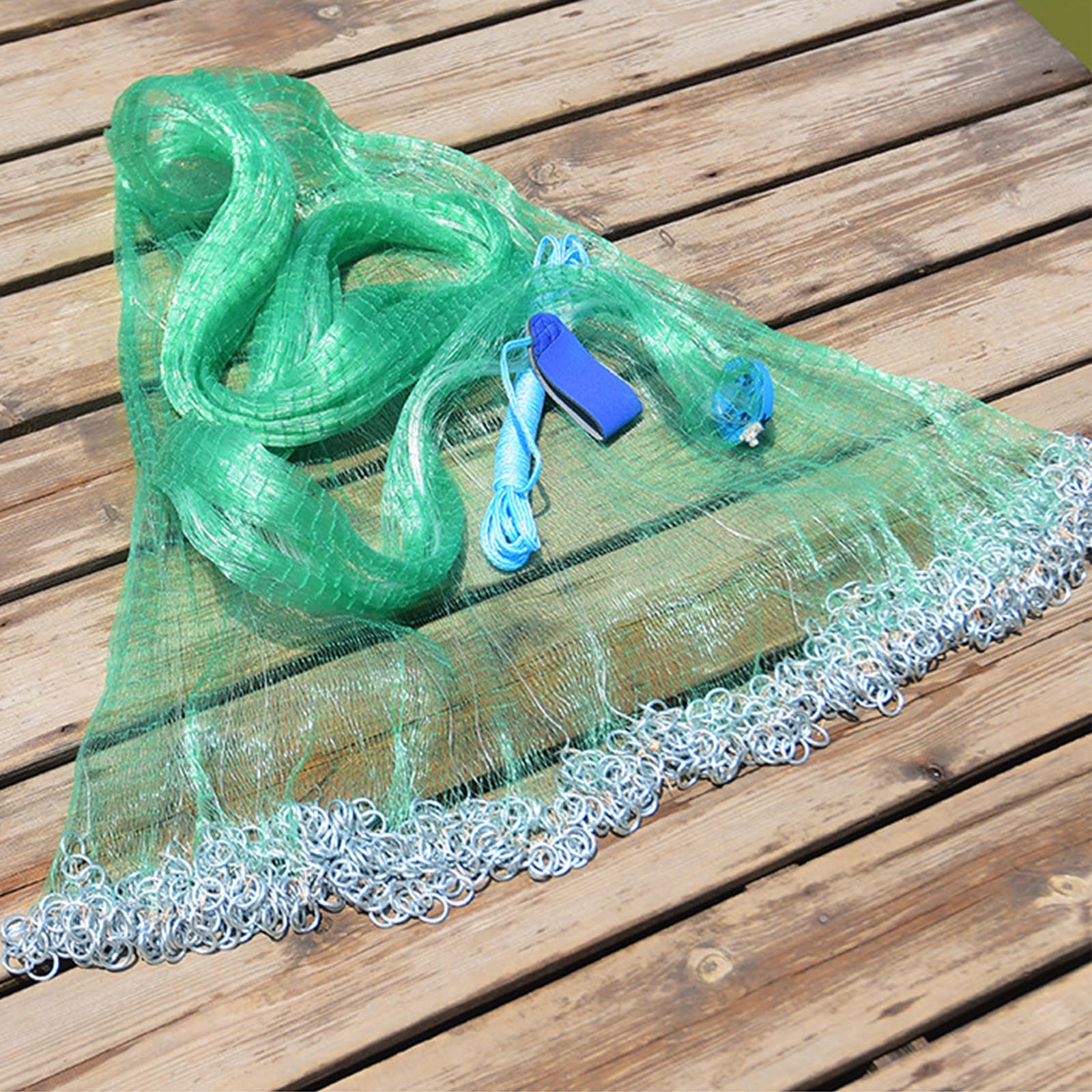 Sturdy steel chain attachment on CINGHI LUSSO cast net for durability
