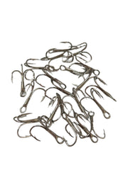 Circle B Tackle Eagle Claw 375 treble hook close-up shows 2X strong nickel finish for durability