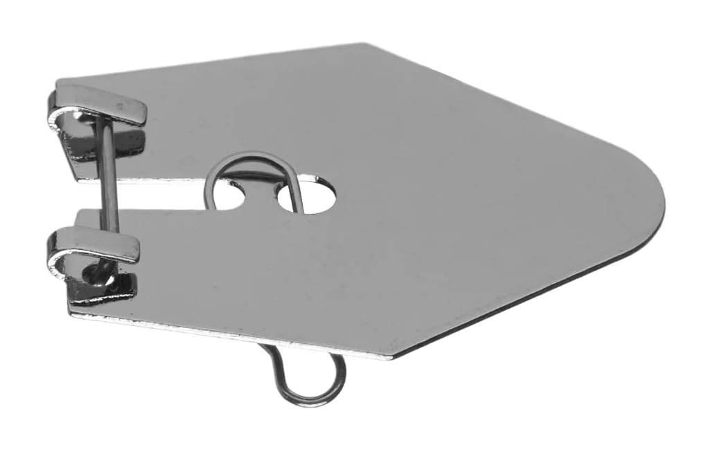 Circle B Tackle Queen Switch Blades Gold Large improves lure profile and output.