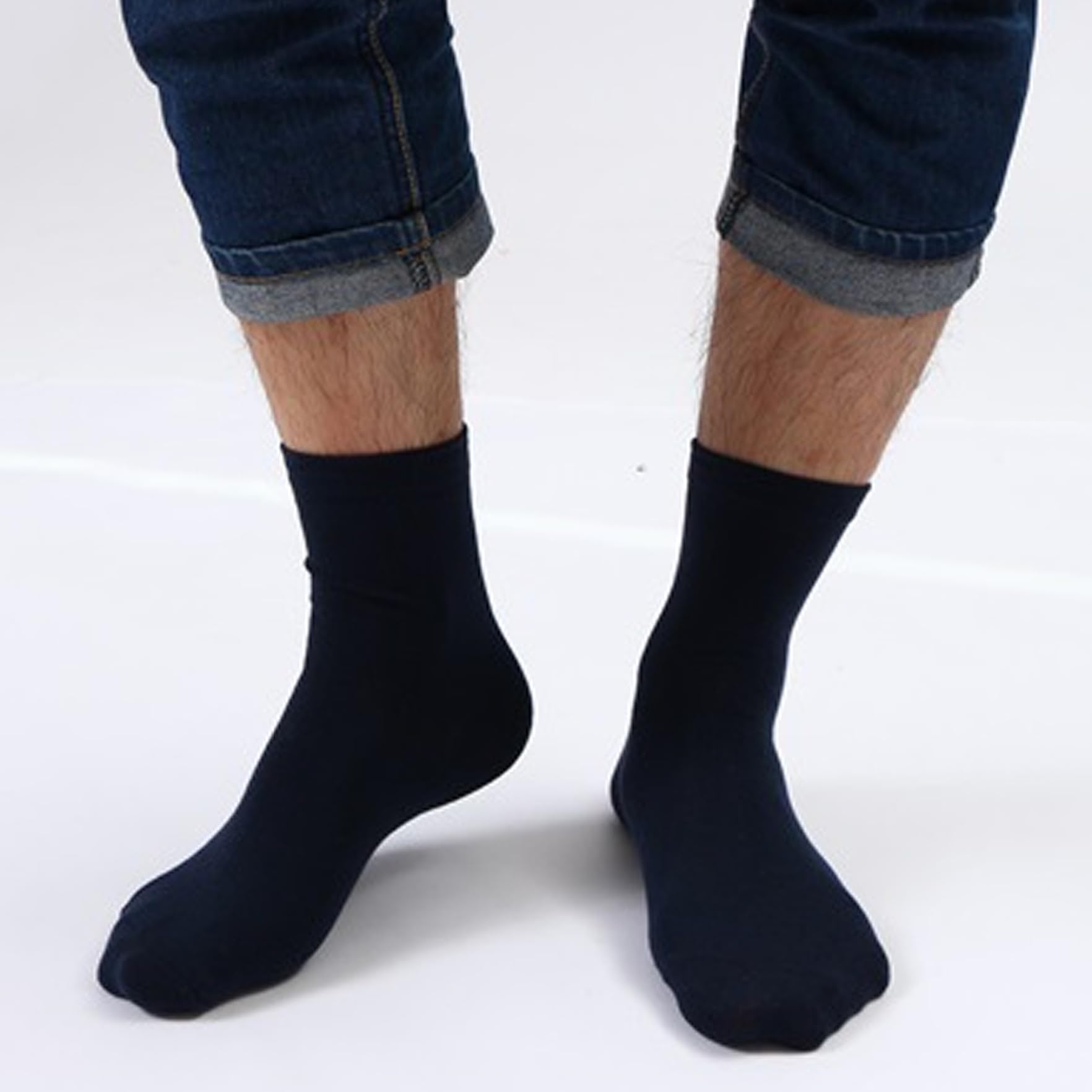 Ckuakiwu linen socks mesh close-up showing breathable weave and quick-dry tech.