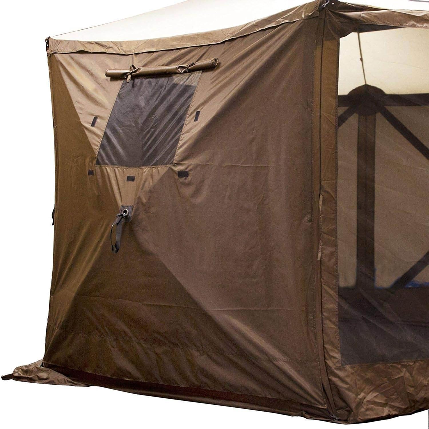 CLAM wind panel includes carry bag for easy transport.