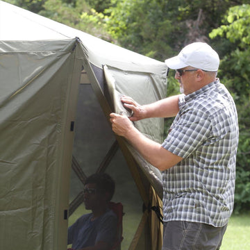 CLAM Quick-Set wind and sun panels lightweight portable design enables easy carry