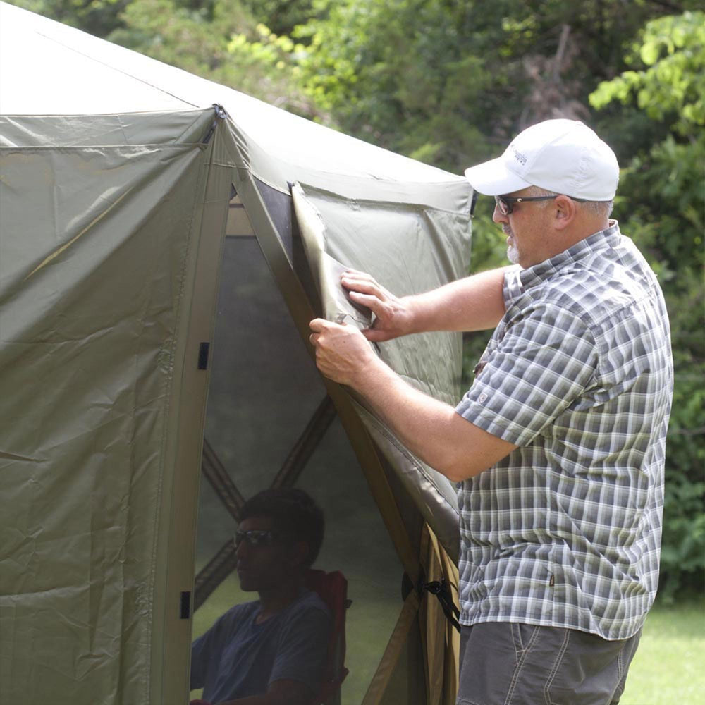 CLAM Quick-Set wind and sun panels lightweight portable design enables easy carry