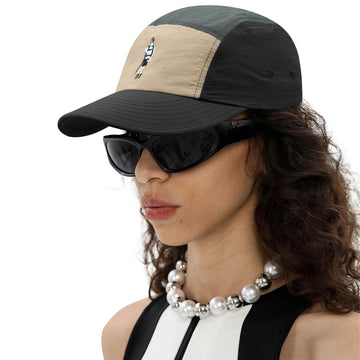Model wearing the CLAPE waterproof 5-panel cap