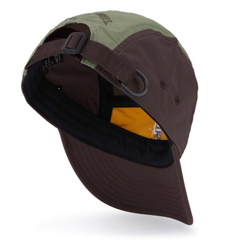 Outdoor use of the CLAPE cooling sport hat in sunny weather
