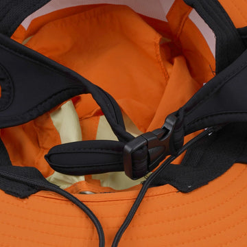 Chin strap detail and comfortable fit