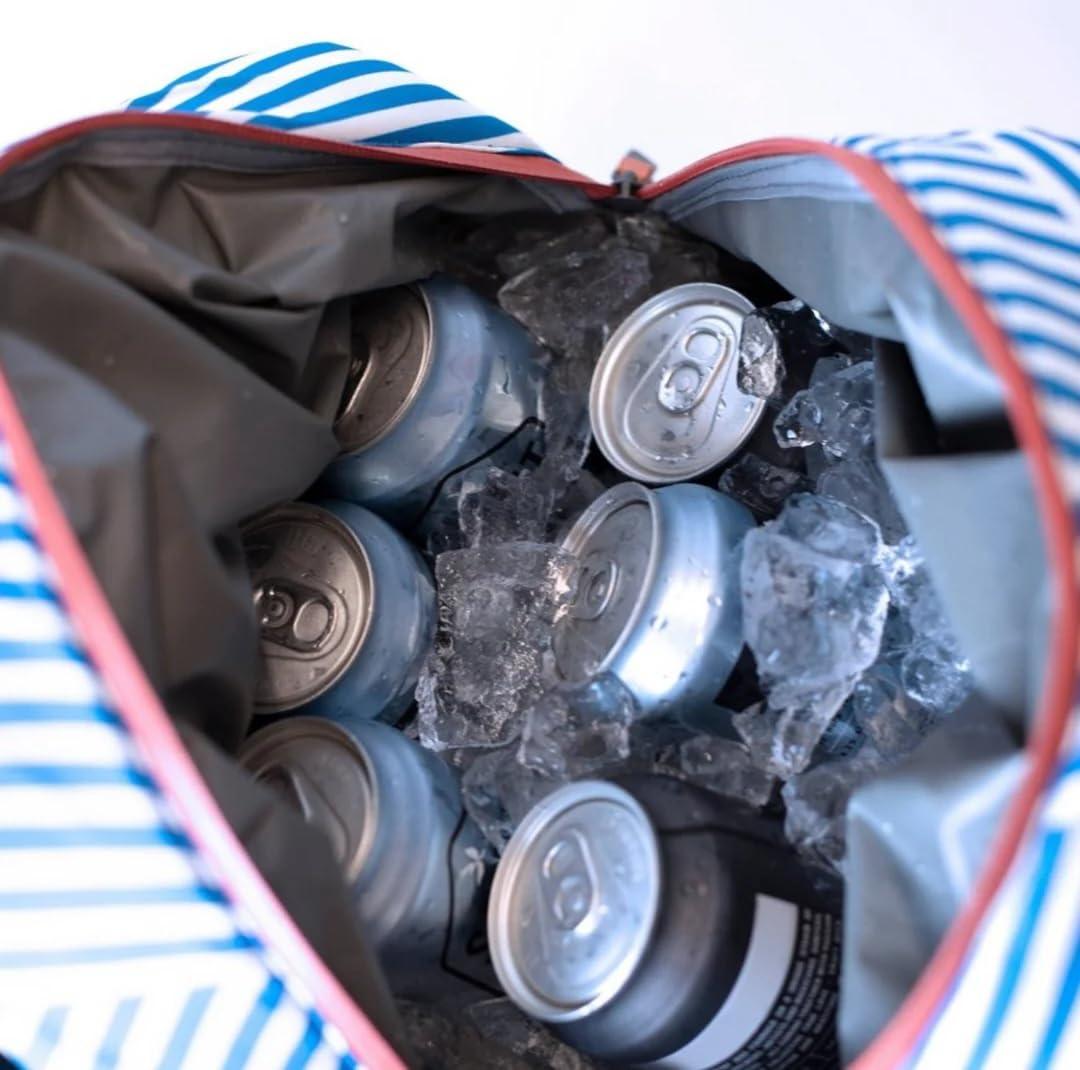 CleverMade Coronado Backpack Cooler interior insulation keeps drinks cold for hours.