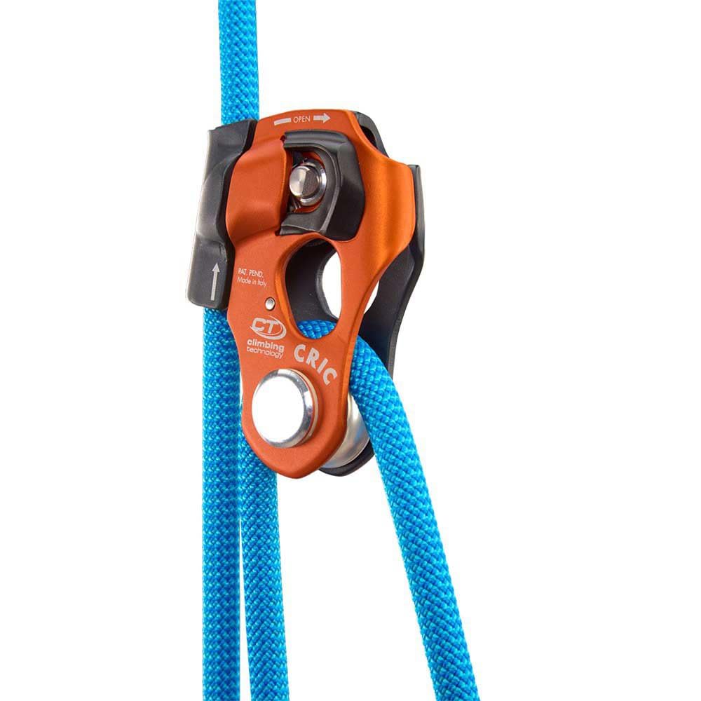 Climbing Technology CRIC ergonomic strap ensures comfortable handling during use