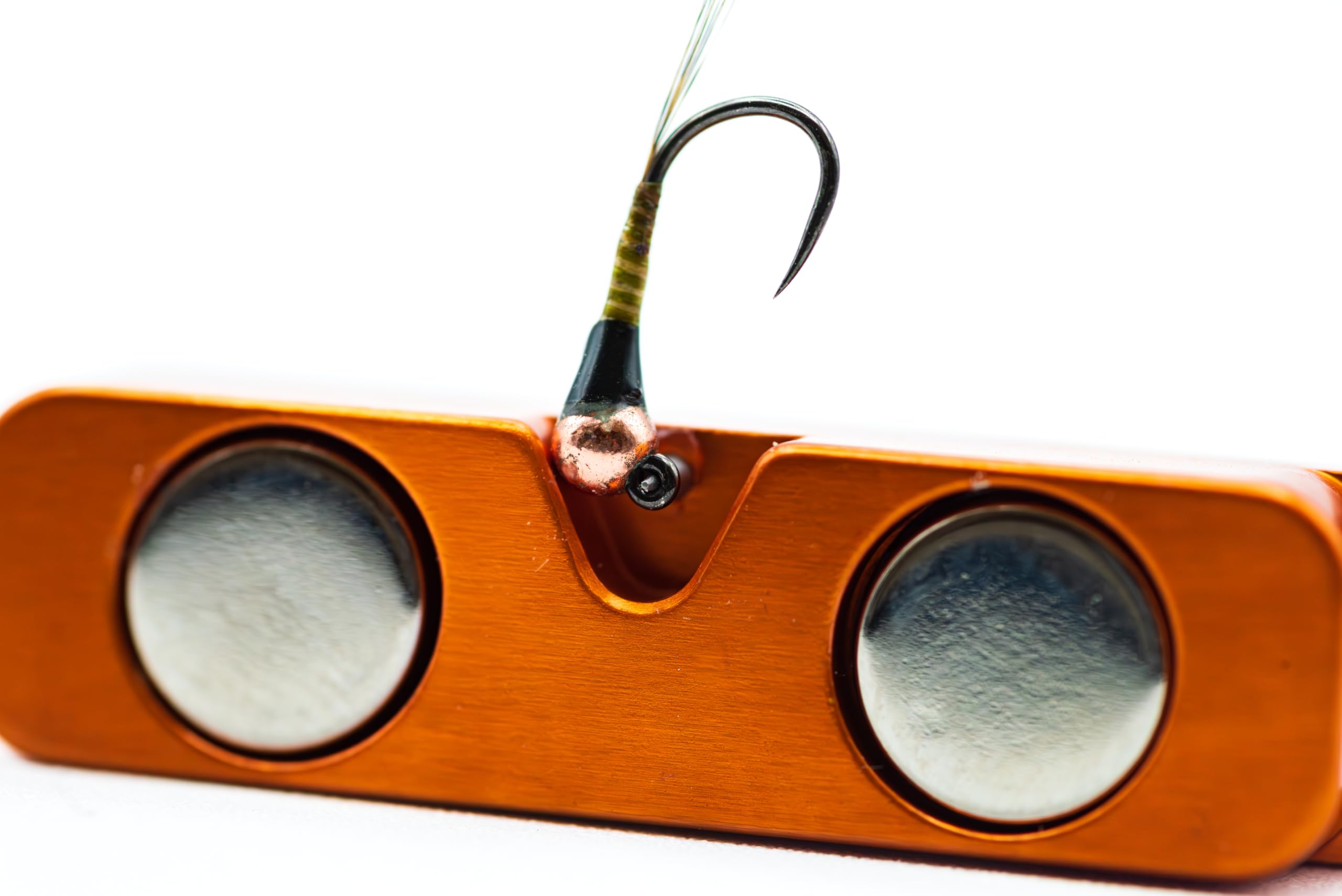 Cling Mag Grab Rod Rack magnetic threading holds small flies.
