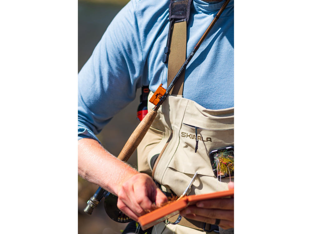 Cling Mag Grab Rod Rack non-marking design protects rod handles