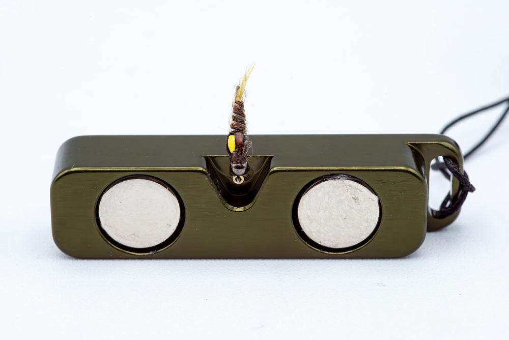 Cling Mag Grab Rod Rack pack-attachment keeps gear within reach on the go.