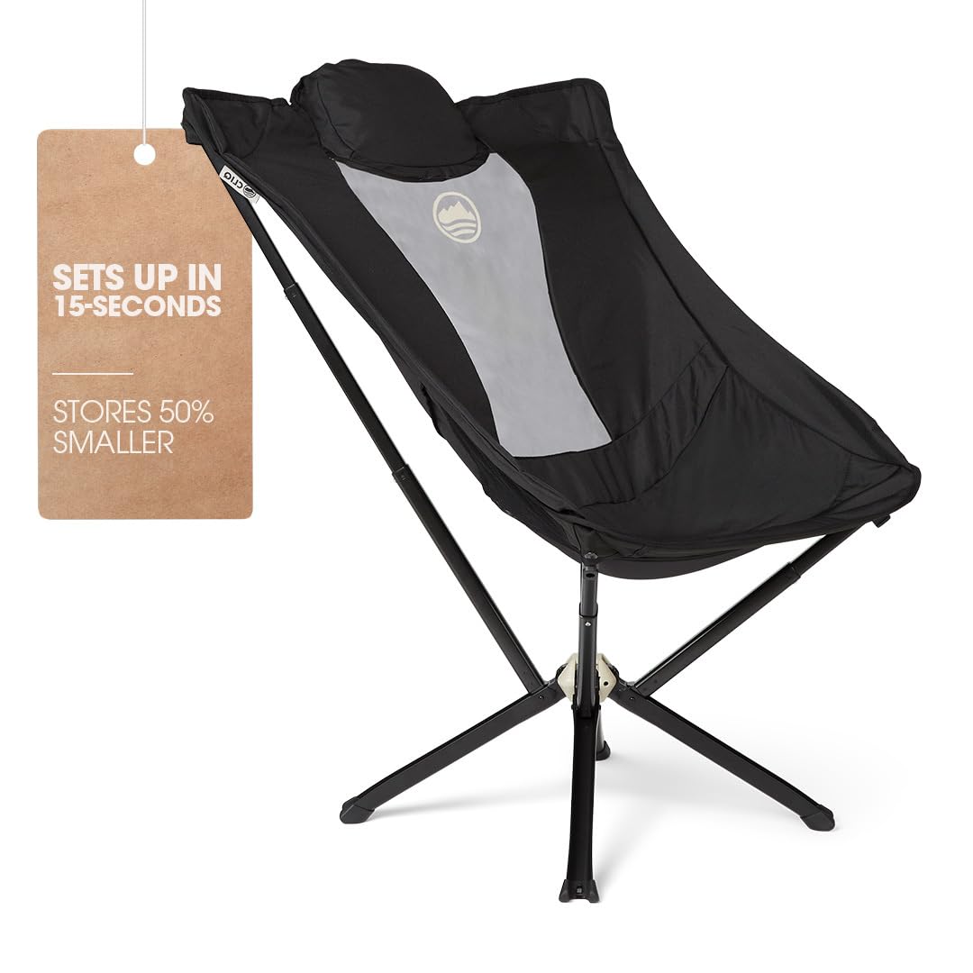 CLIQ EpiQ outdoor lounge chair front view shows supportive backrest for all-day comfort.