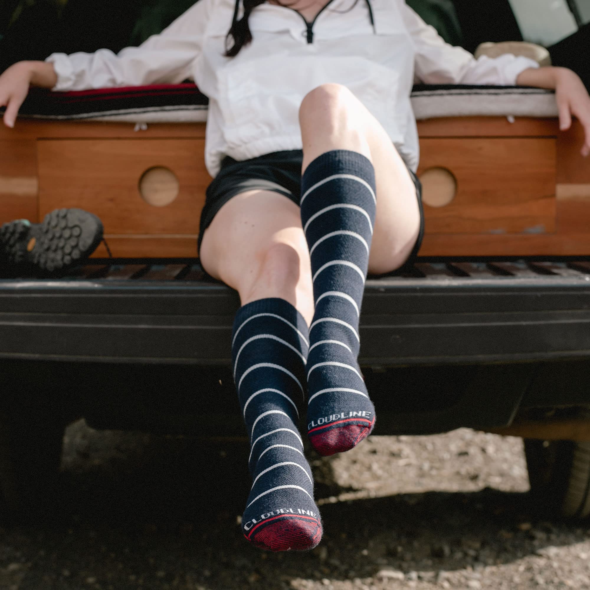 CloudLine Merino Wool Ul ankle-fit demonstrates secure wear during long days.