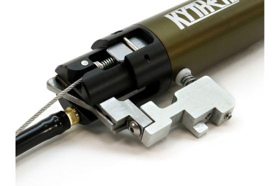 Clovair Kythera is pictured in field-use configuration for consistent air pressure.