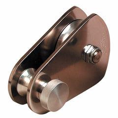 CMI Arborist Pulley with 3/4 inch rope enables secure rope handling for climbing and rigging.