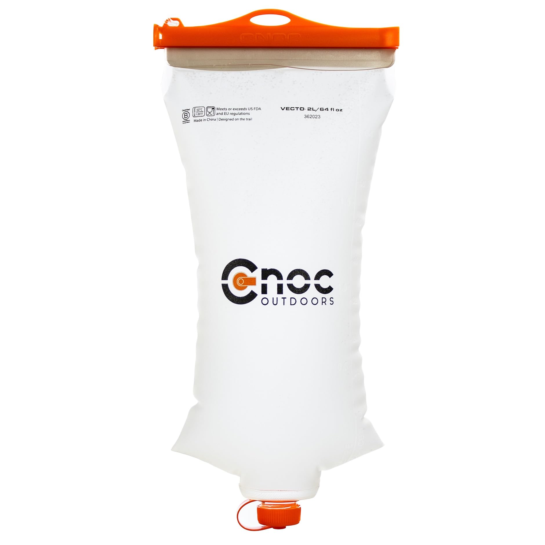 Cnoc Outdoors Vecto 28mm 2L front view for easy on-the-go hydration.