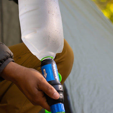 Cnoc Outdoors VectoX 2L wide-opening allows quick filling and thorough drying.