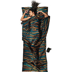 COCOON TravelSheet Silk Leaves Regular showing pillow-pocket to secure comfort while traveling
