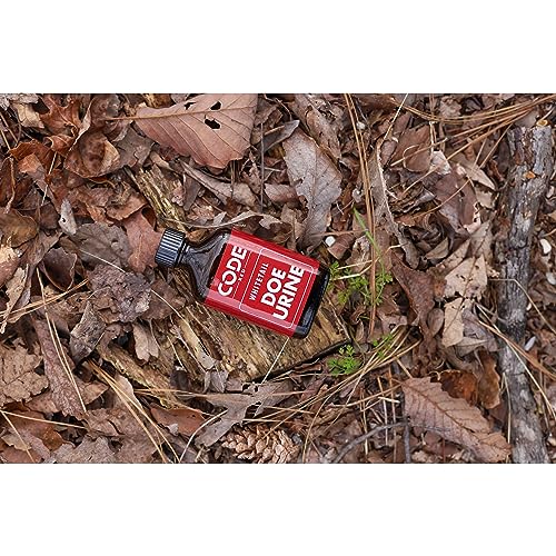 Code Red Doe Urine amber bottle side view emphasizing sealed potency.