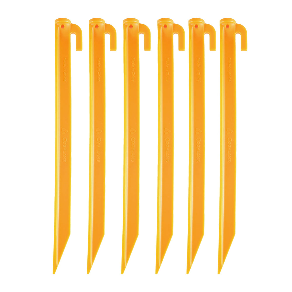 Coghlan's tent pegs in bright yellow improve visibility and campsite safety.
