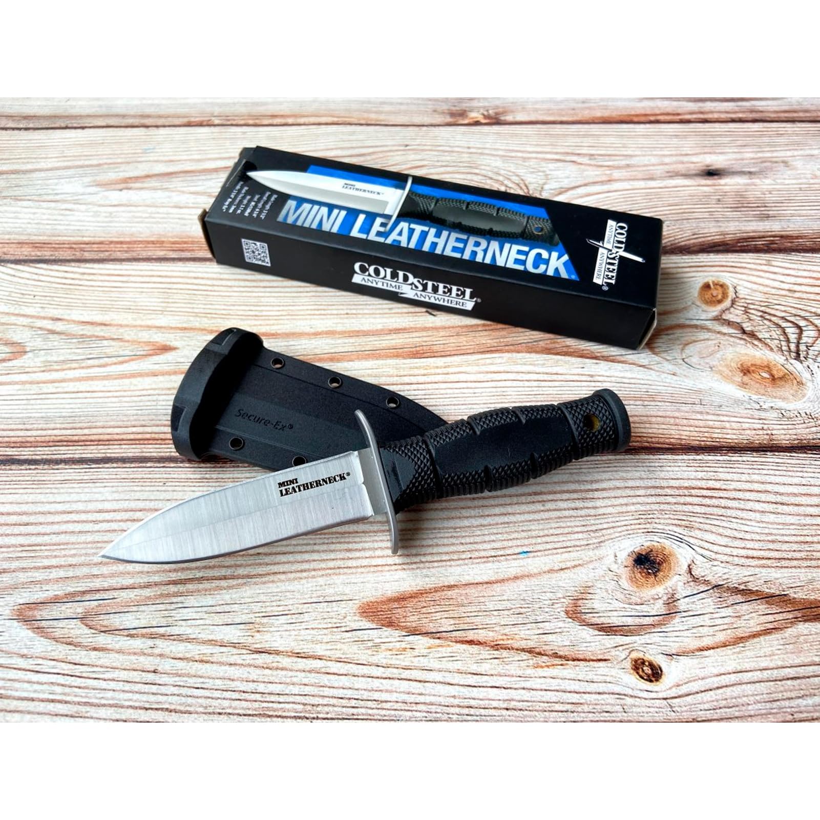 Outdoor utility knife by Cold Steel Mini Leatherneck