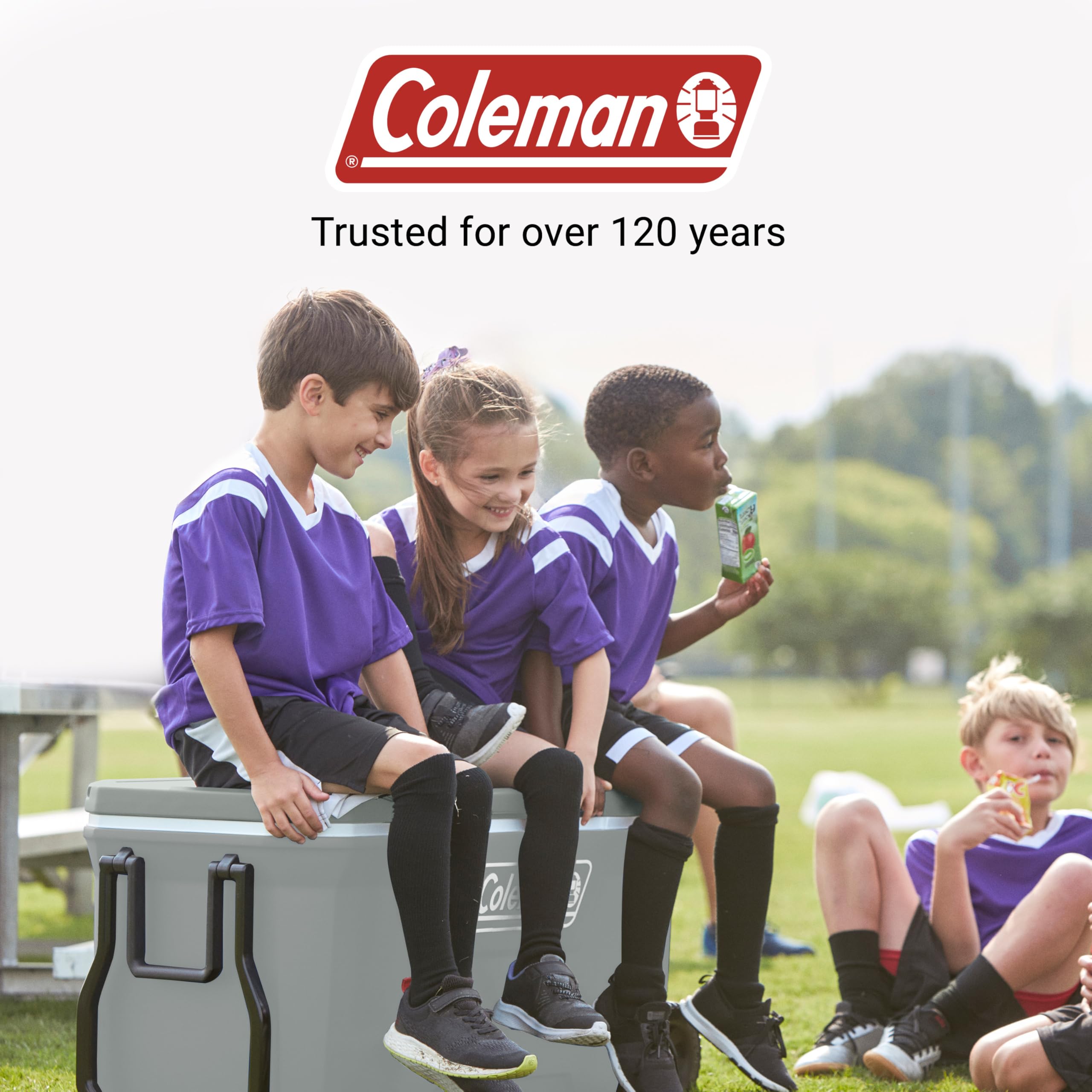 Coleman Classic 100-Quart exterior designed for outdoor use