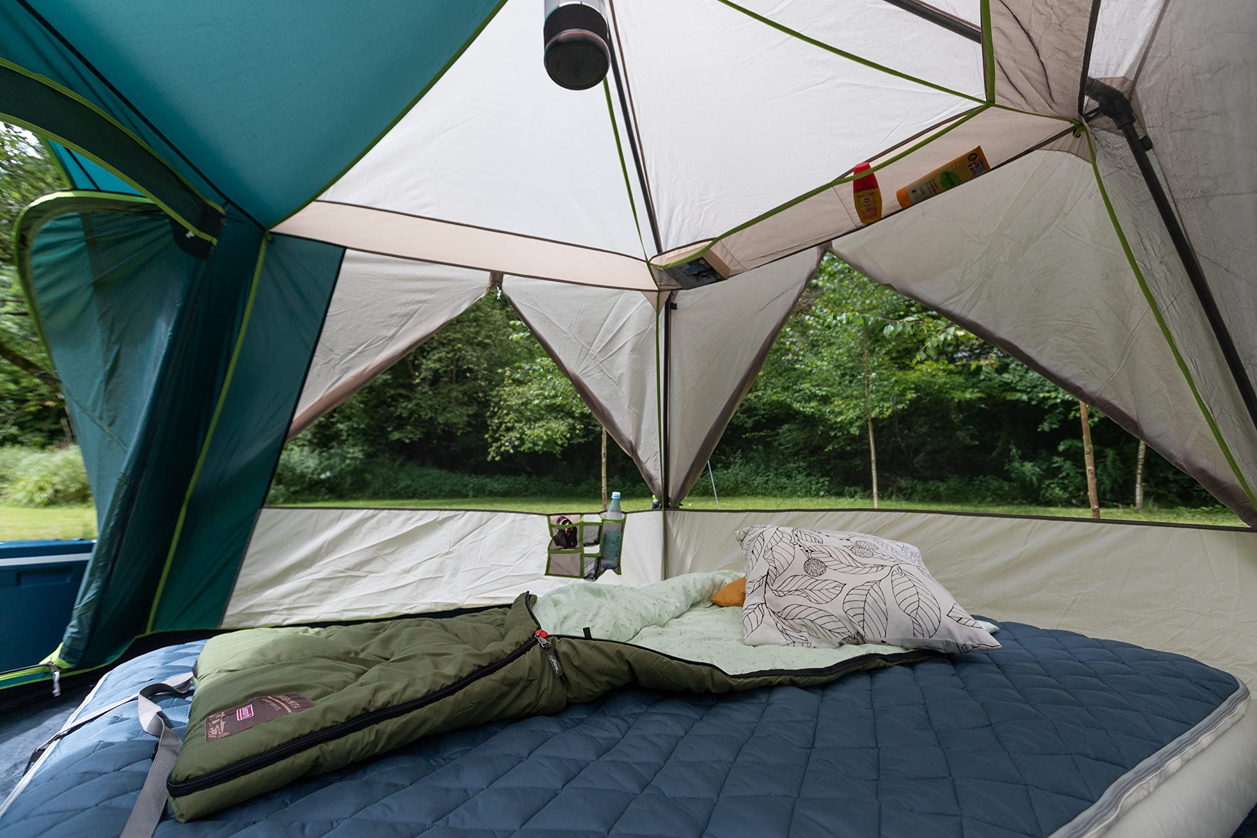 Coleman Polygon 5 waterproof 2000 mm protection in rain