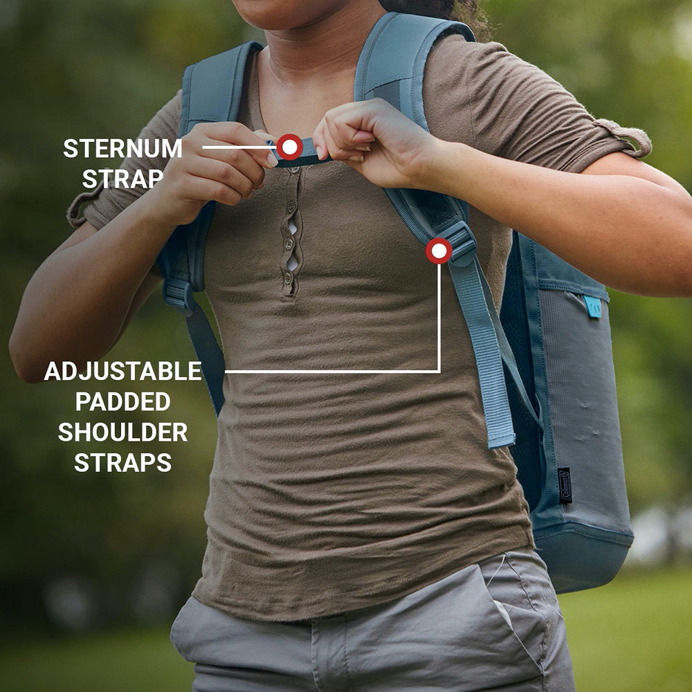 Coleman Sportflex keeps drinks cold with sturdy two-finger zipper pulls for easy access.