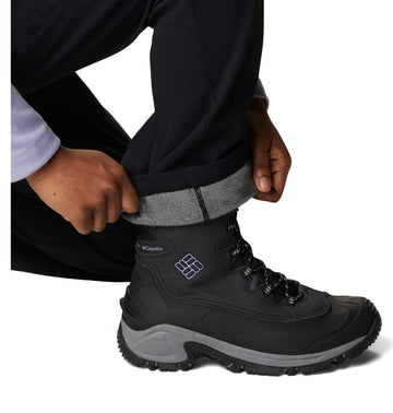 Columbia Back Beauty Softshell Pant mid-rise fit for comfortable daily wear