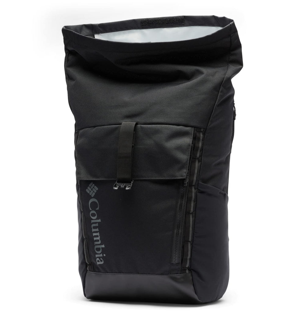 Columbia Convey II laptop sleeve access demonstrates external padded protection for up to 15 inches.
