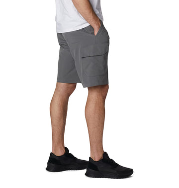 Columbia Eaglecrest short City Grey pocket closeup showing practical storage
