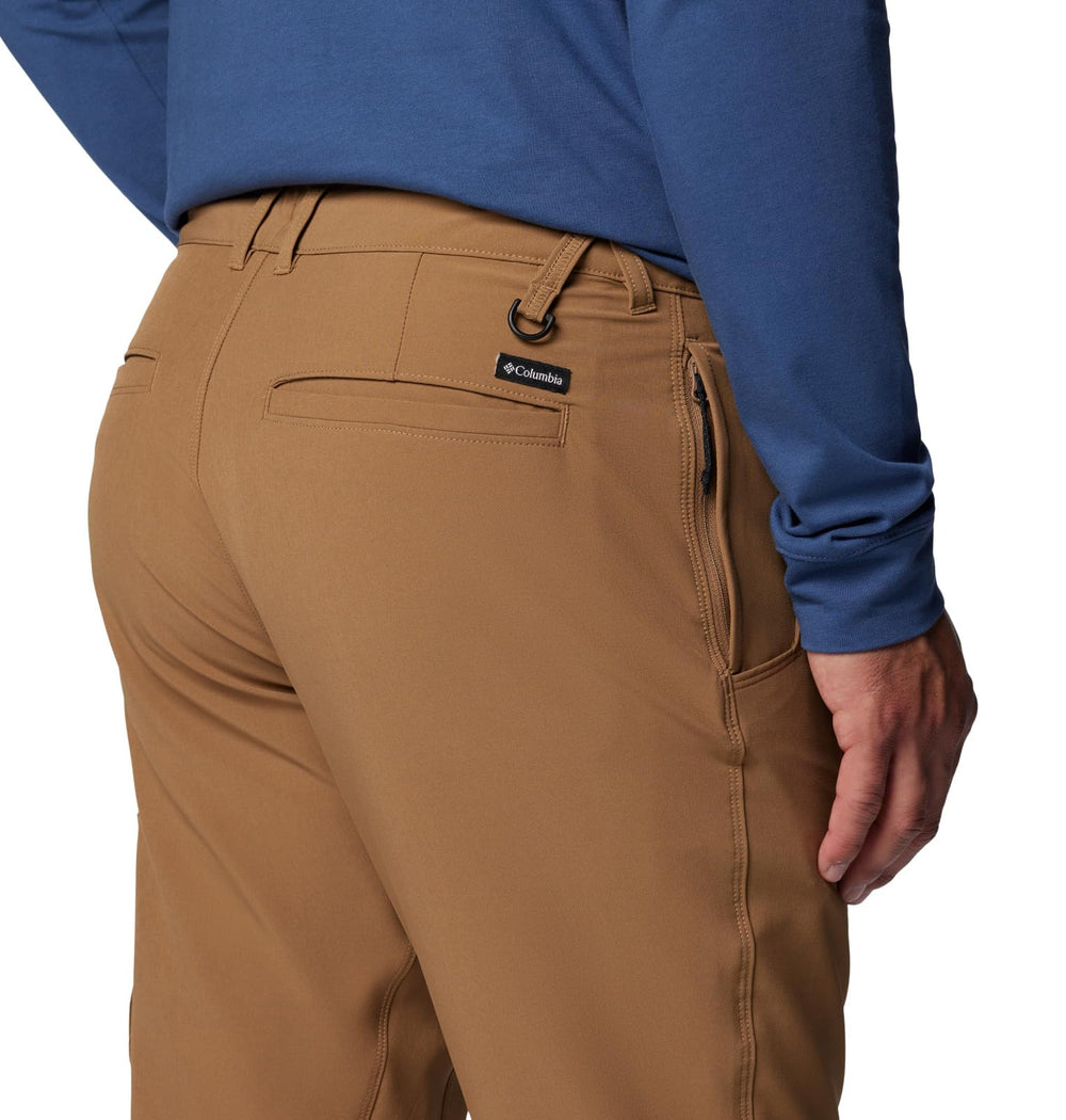 Columbia Landroamer Pant Delta 42 stash pocket for quick access on the go.