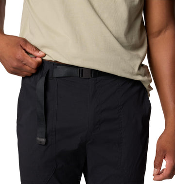 Columbia Landroamer Ripstop Pant II black hem view illustrating durable, quick-dry fabric