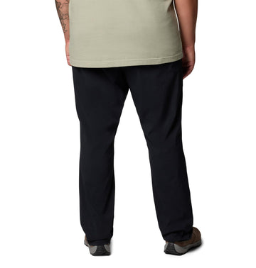 Columbia Landroamer Ripstop Pant II black on-trail scene with sun-ready protection
