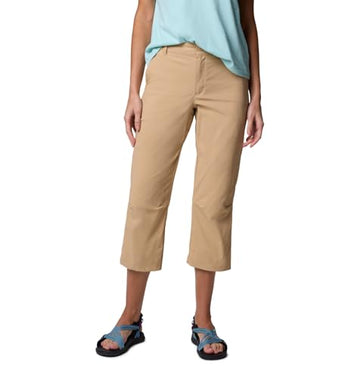 Columbia Leslie Falls Capri II front view for hiking comfort and everyday wear.